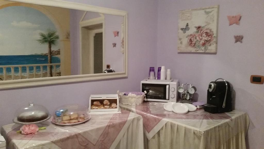 B&B La Rosa Taranto Eksteriør billede